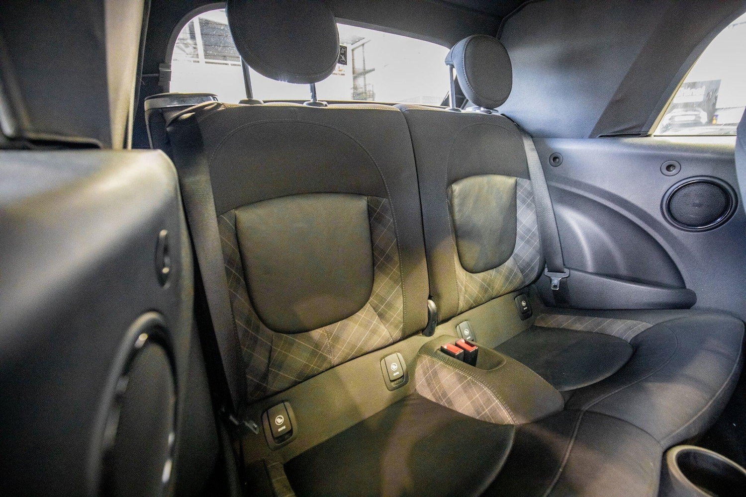 Used MINI Convertible 2016 for sale - 76823788: Photo 13