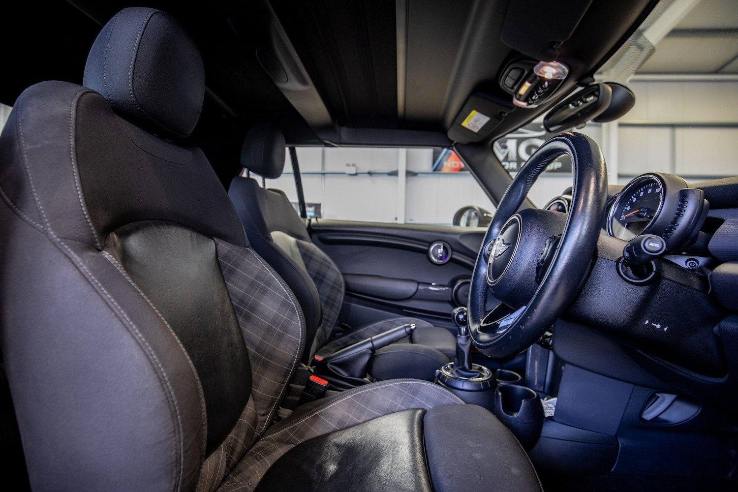 Used MINI Convertible 2016 for sale - 76823788: Photo 15