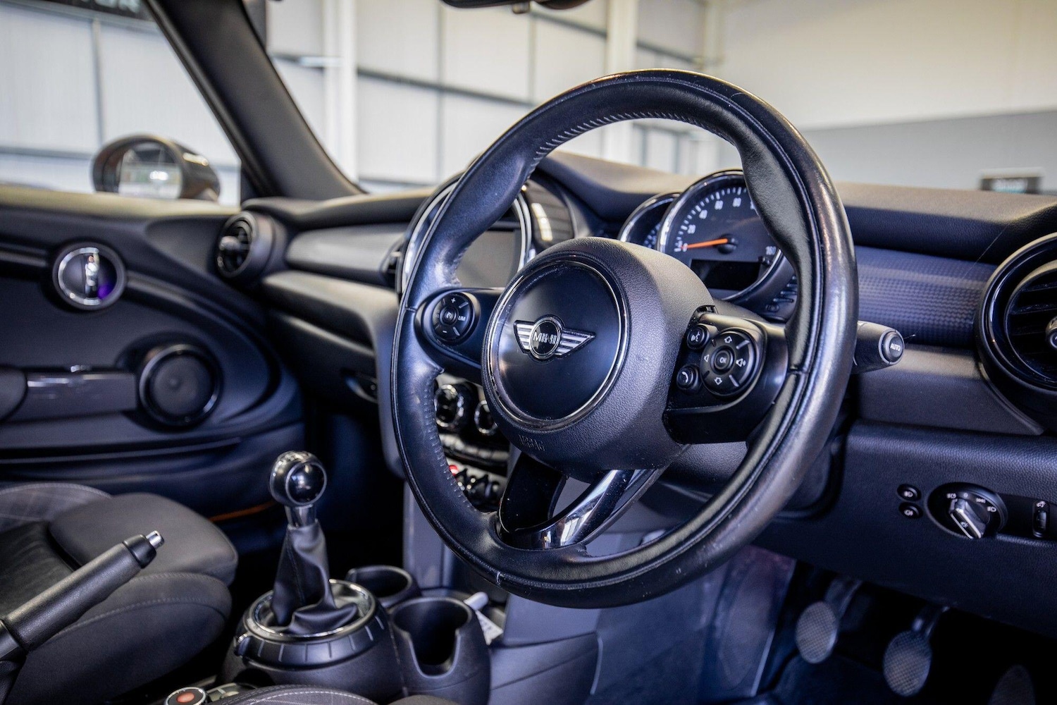 Used MINI Convertible 2016 for sale - 76823788: Photo 16