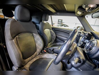 Used MINI Convertible 2016 for sale - 76823788: Photo