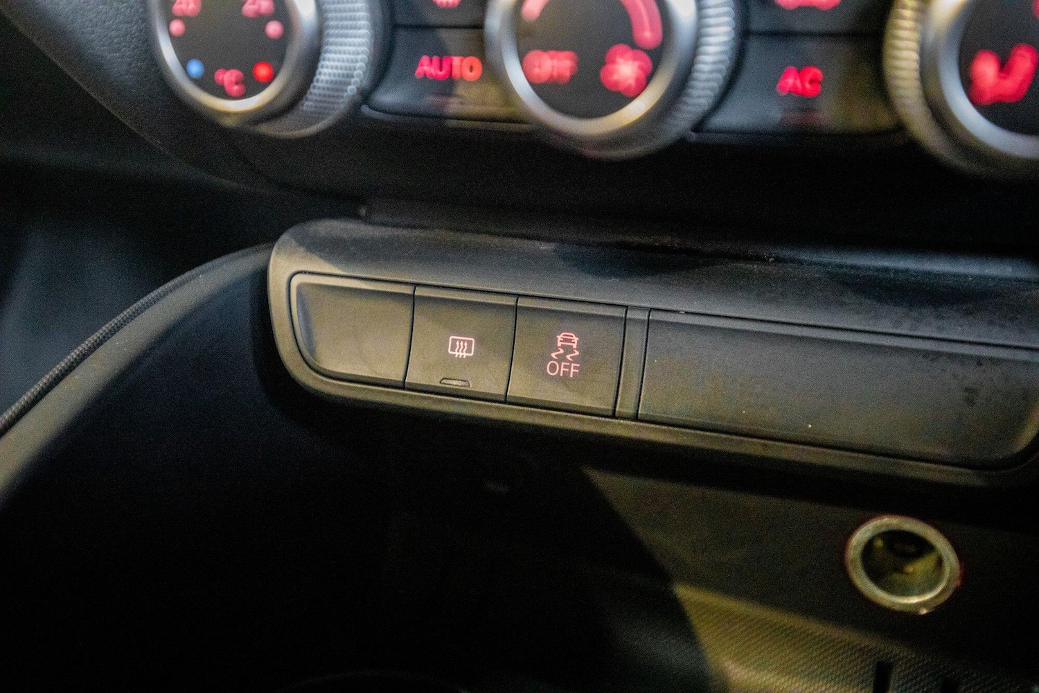 Used Audi A1 for sale - 76823426: Photo 30