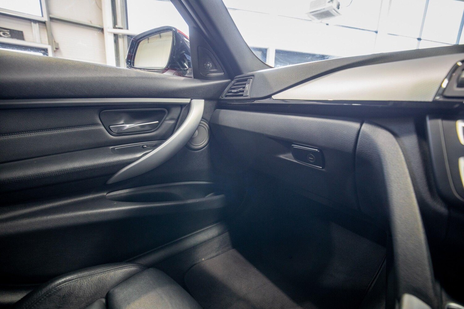 Used BMW 3 Series for sale - 78057671: Photo 32