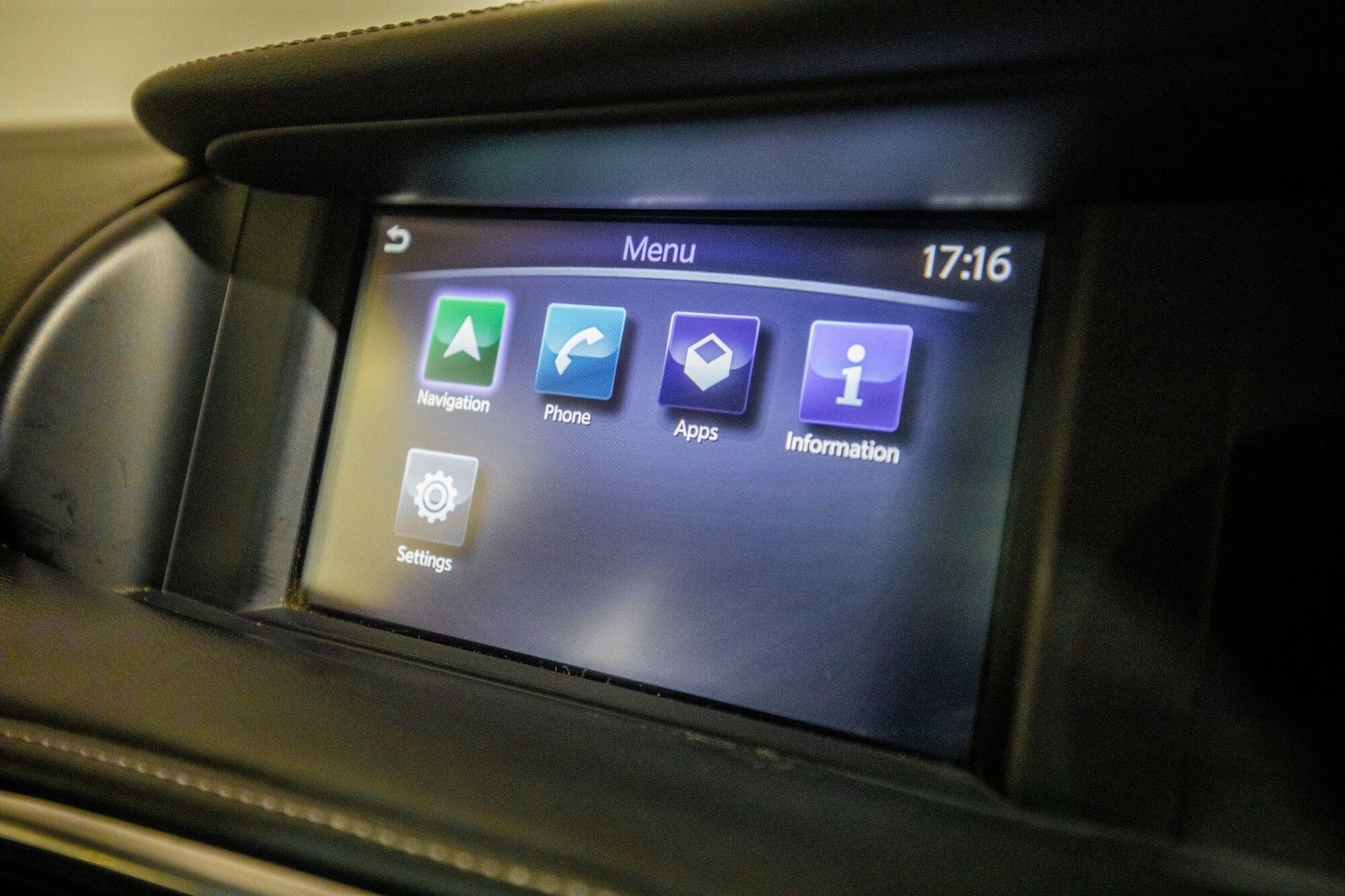 Used Infiniti QX30 2018 for sale - 77467951: Photo 24