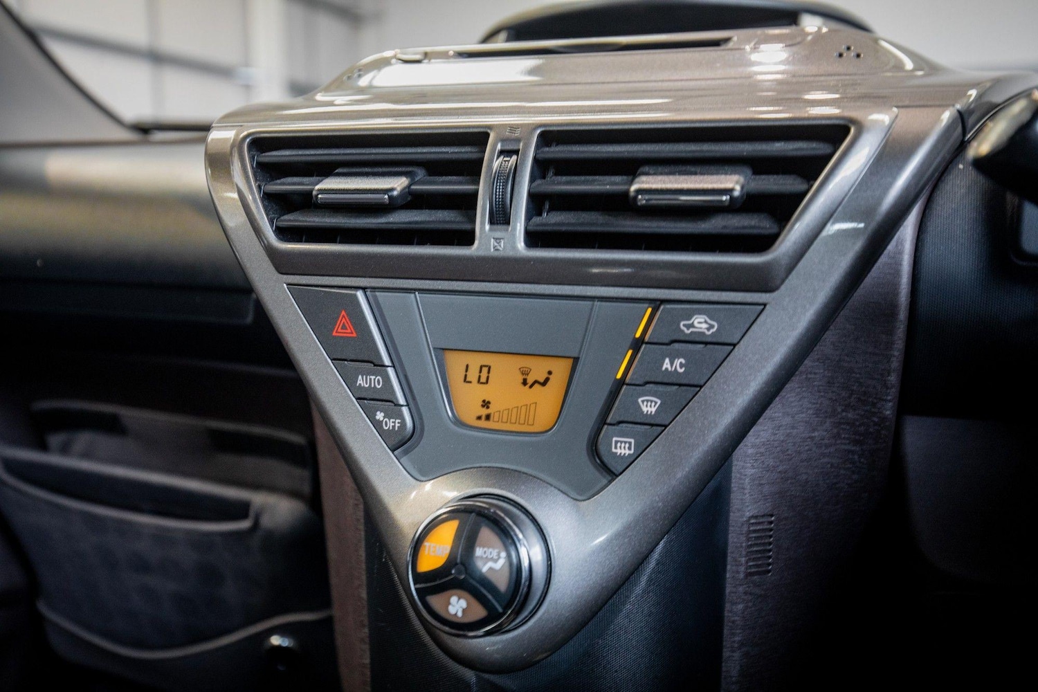 Used Toyota IQ for sale - 77958453: Photo 22