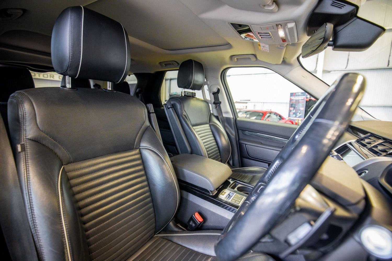 Used Land Rover Discovery 2017 for sale - 78148306: Photo 18