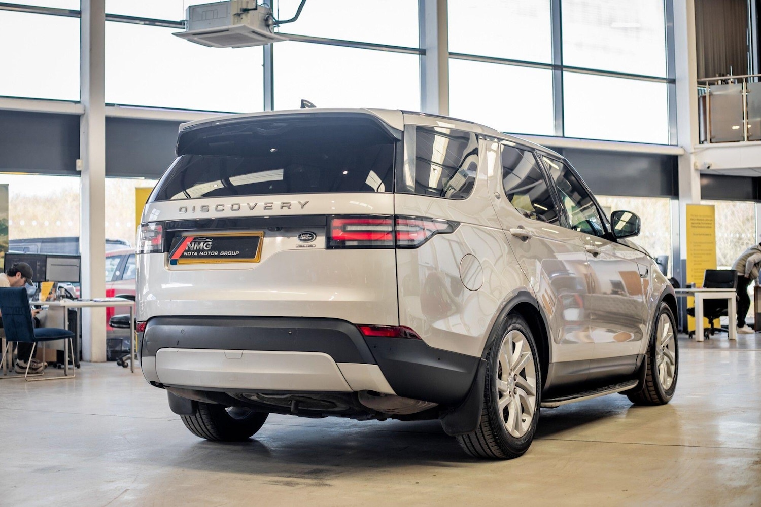 Used Land Rover Discovery 2017 for sale - 78148306: Photo 38