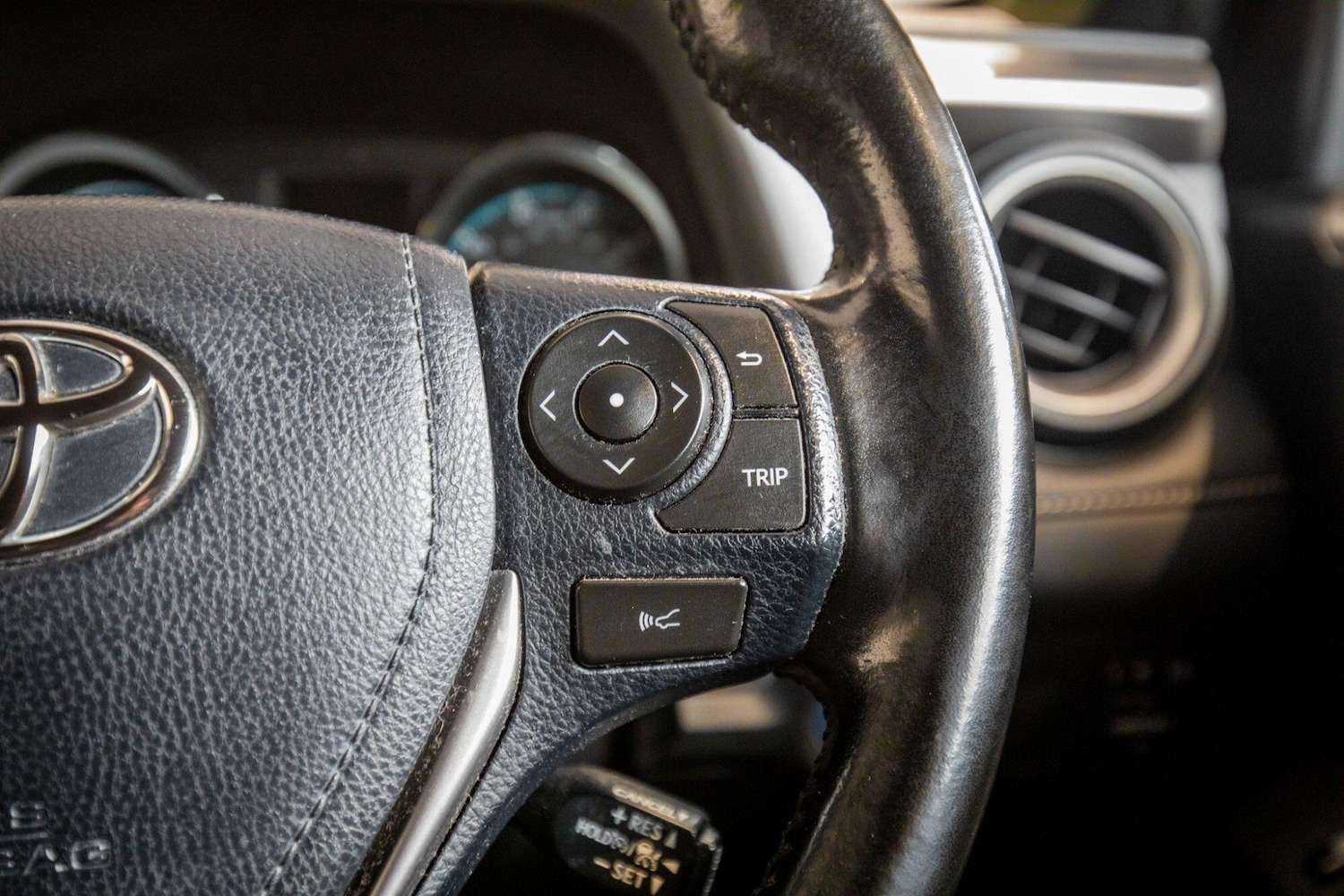 Used Toyota RAV4 for sale - 77809175: Photo 24