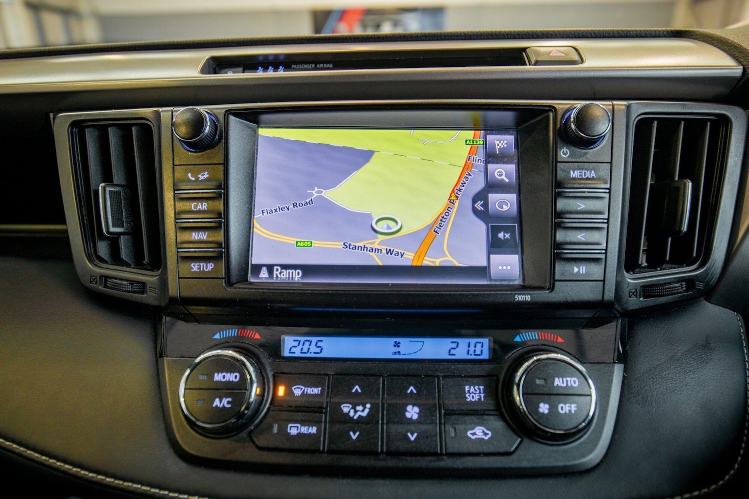 Used Toyota RAV4 for sale - 77809175: Photo 31