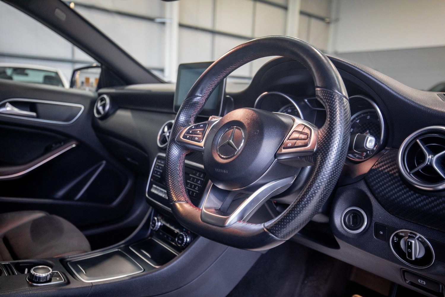 Used Mercedes-Benz A-Class 2017 for sale - 77468383: Photo 17