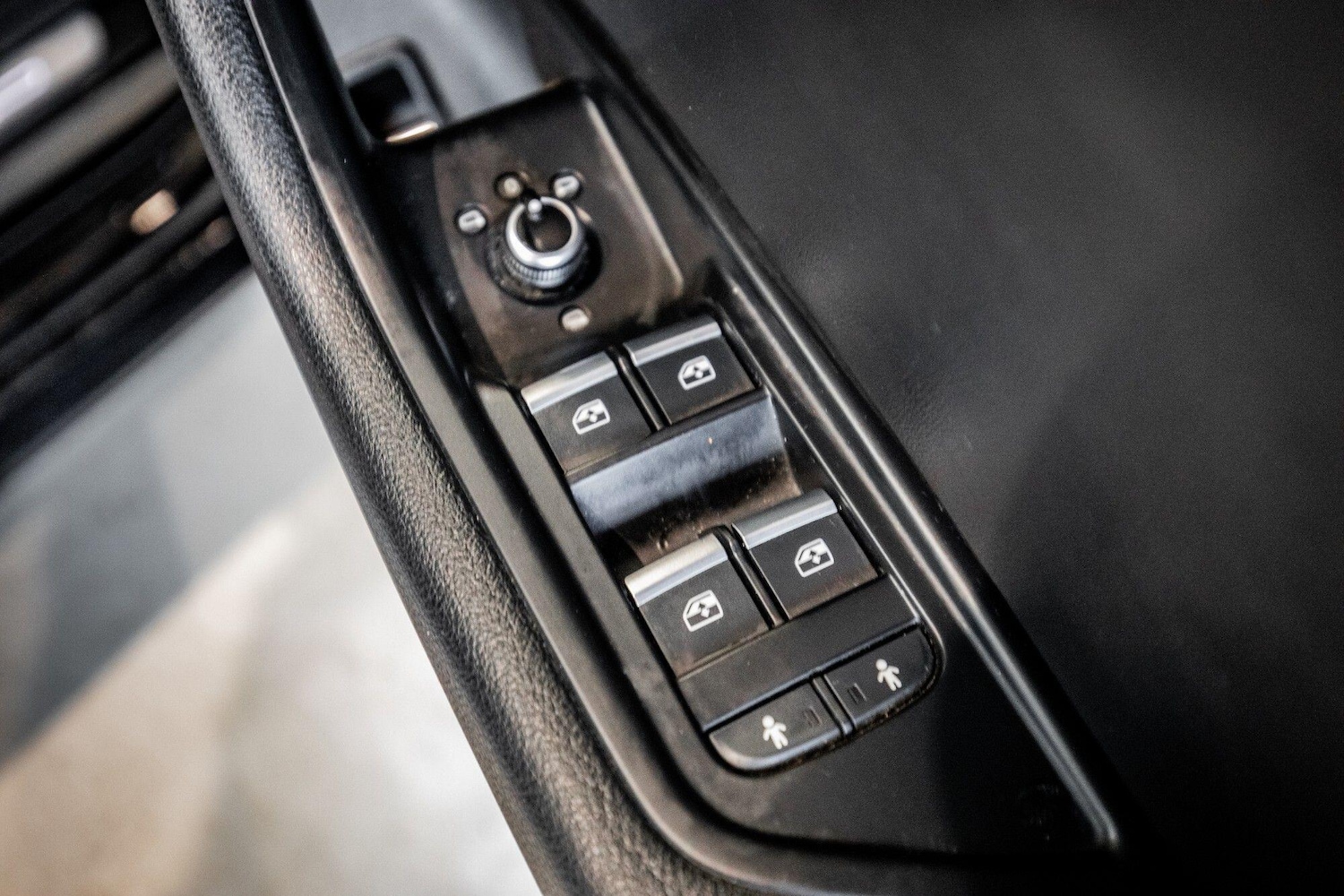 Used Audi A4 2017 for sale - 76913451: Photo 16