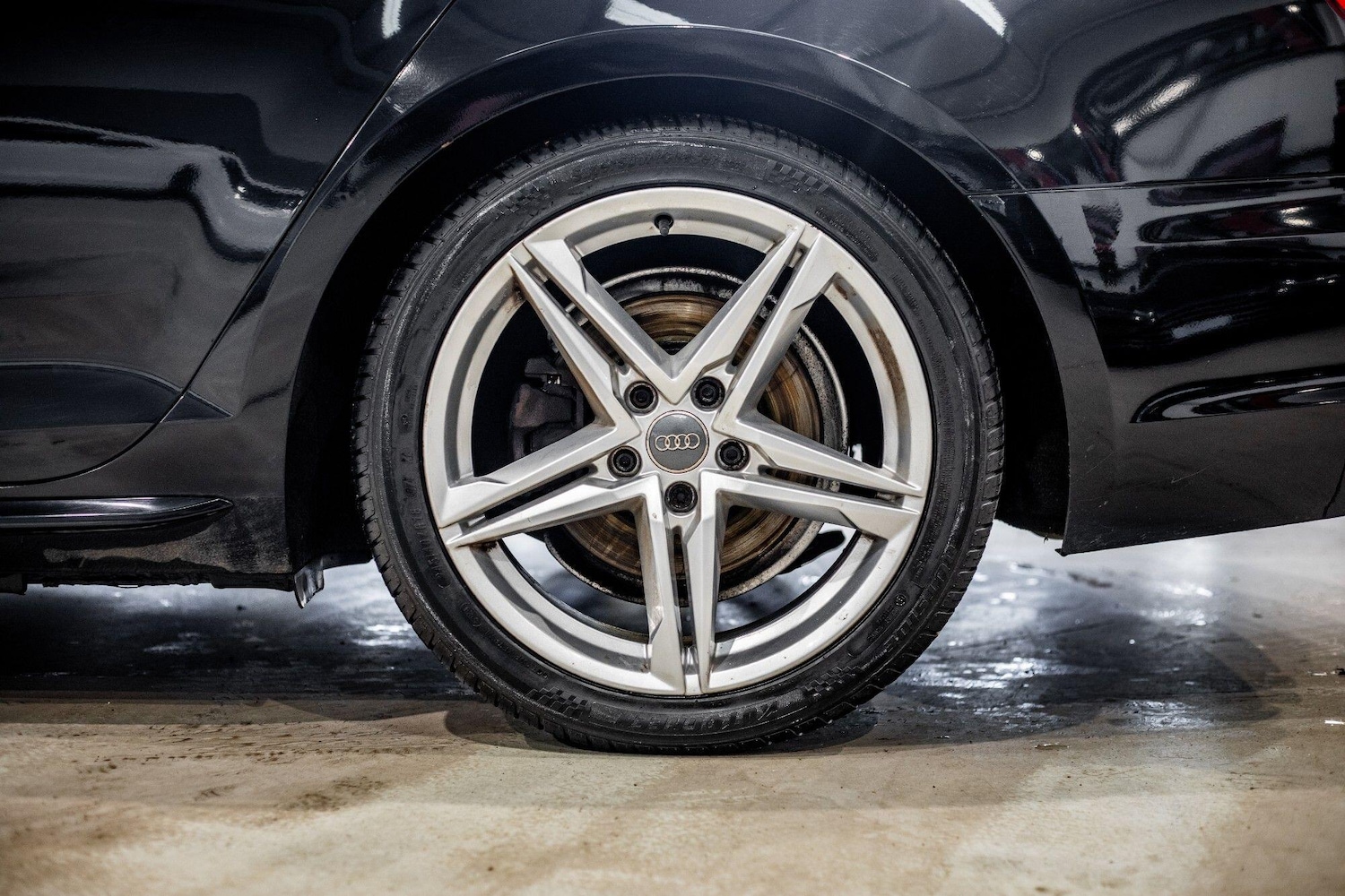 Used Audi A4 2017 for sale - 76913451: Photo 4