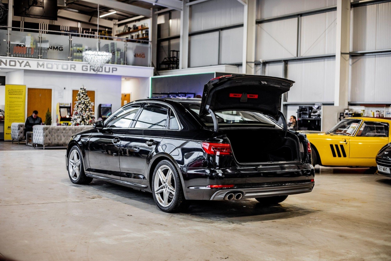 Used Audi A4 2017 for sale - 76913451: Photo 42