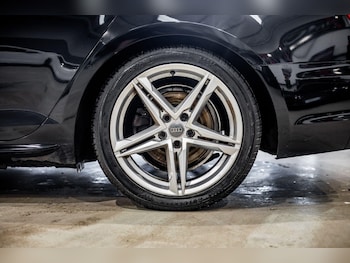 Used Audi A4 2017 for sale - 76913451: Photo