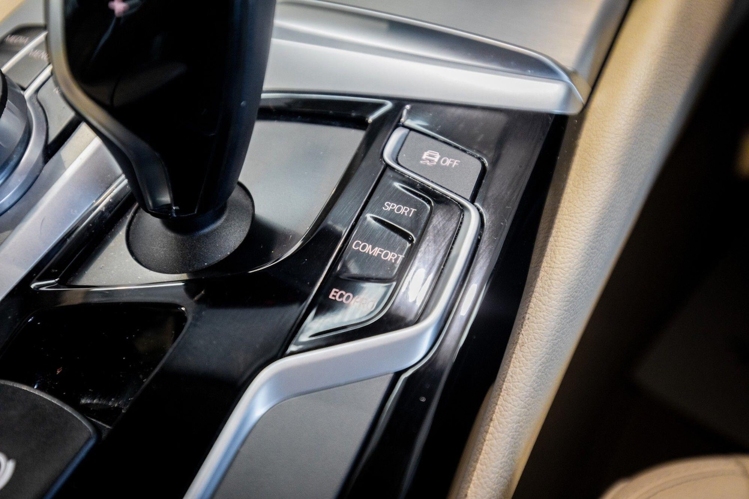 Used BMW 5 Series 2017 for sale - 76824273: Photo 34