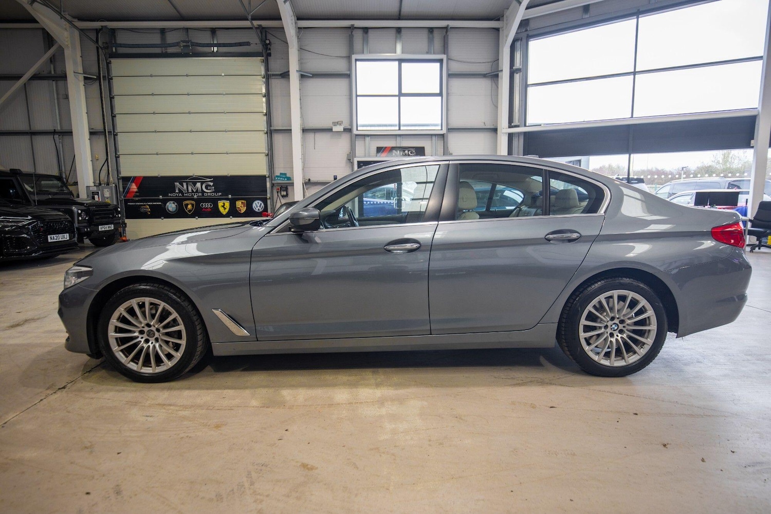 Used BMW 5 Series 2017 for sale - 76824273: Photo 40