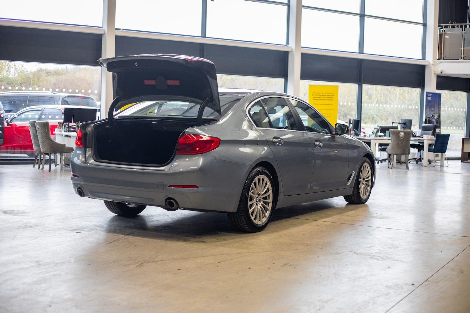 Used BMW 5 Series 2017 for sale - 76824273: Photo 44