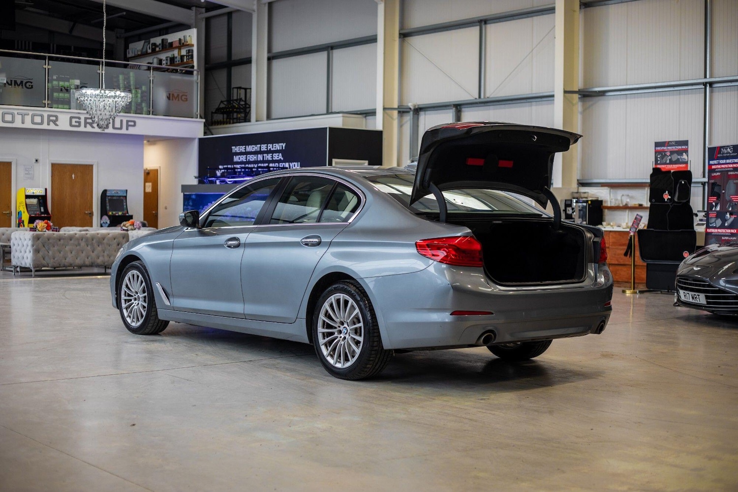 Used BMW 5 Series 2017 for sale - 76824273: Photo 46