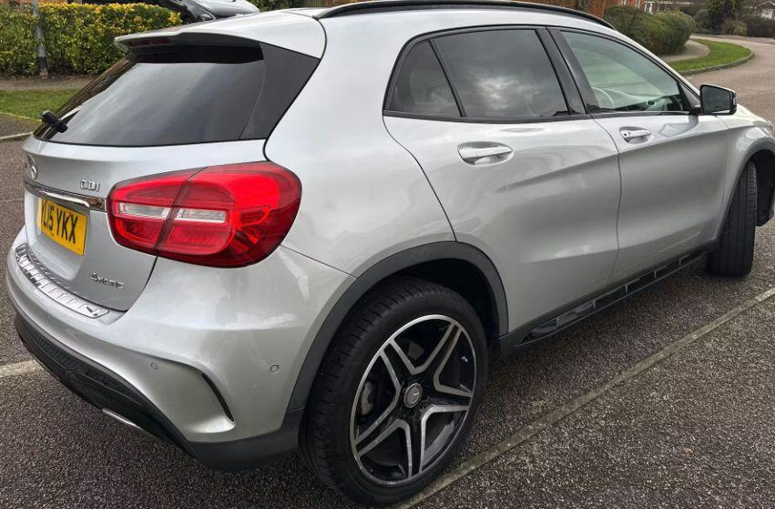 Used Mercedes-Benz GLA for sale - 77646584: Photo 2