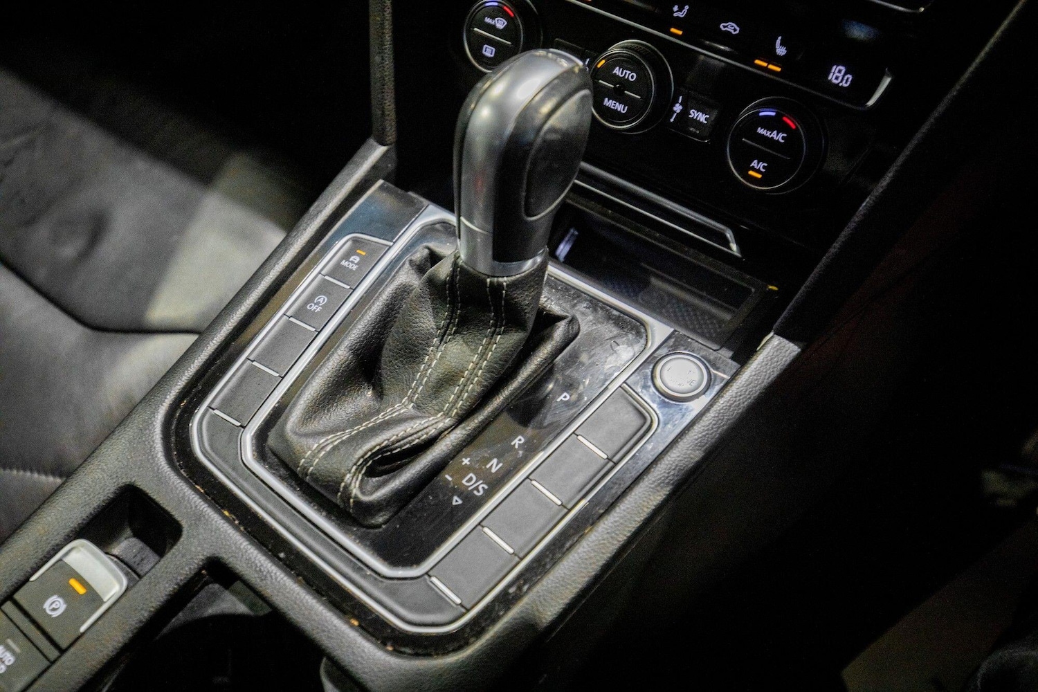 Used Volkswagen Arteon 2018 for sale - 77624999: Photo 30