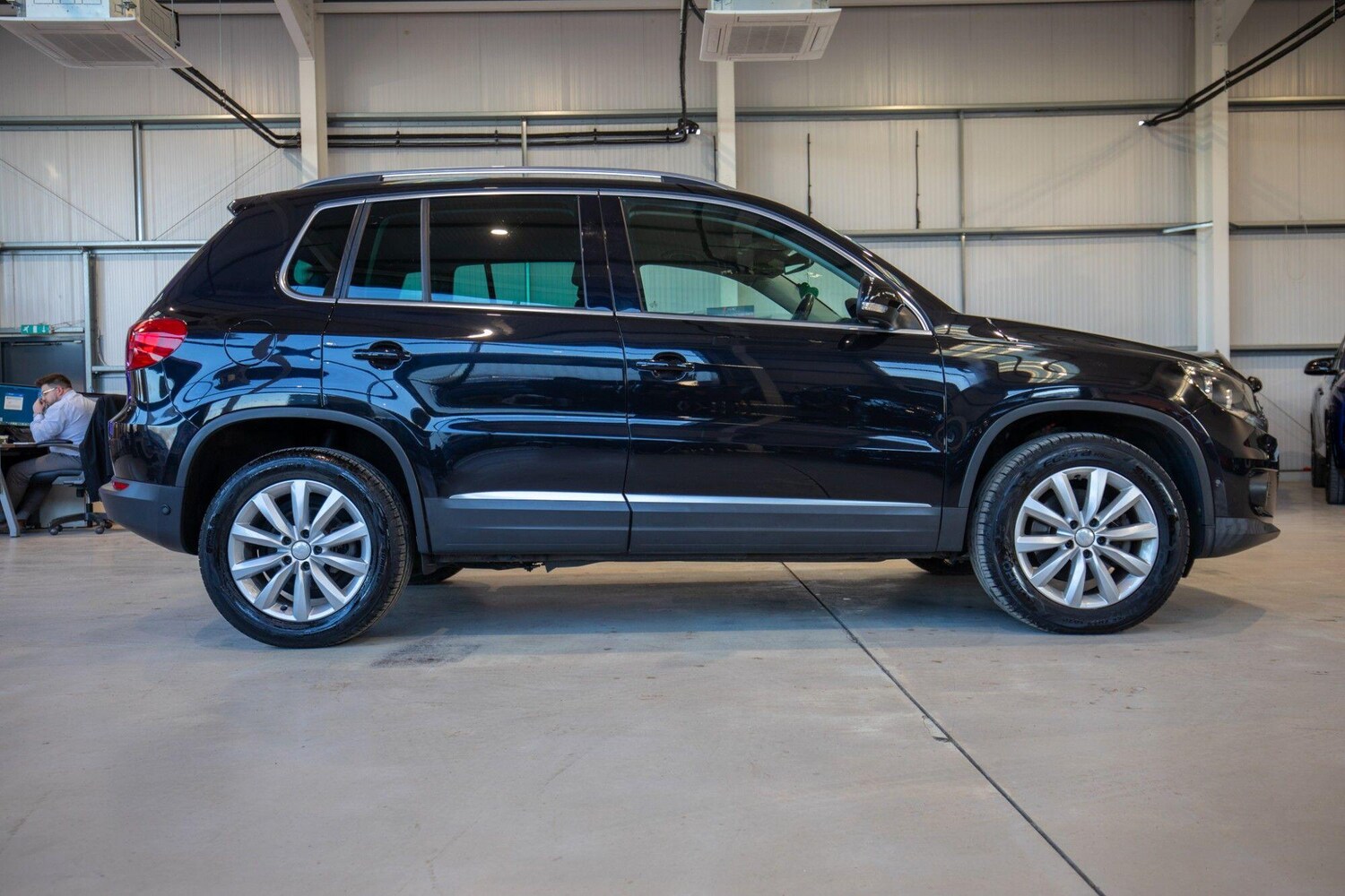 Used Volkswagen Tiguan 2015 for sale - 77722628: Photo 11