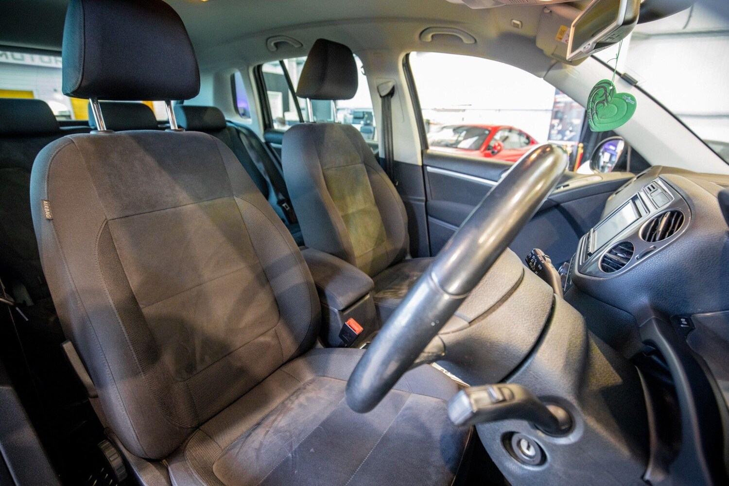 Used Volkswagen Tiguan 2015 for sale - 77722628: Photo 19