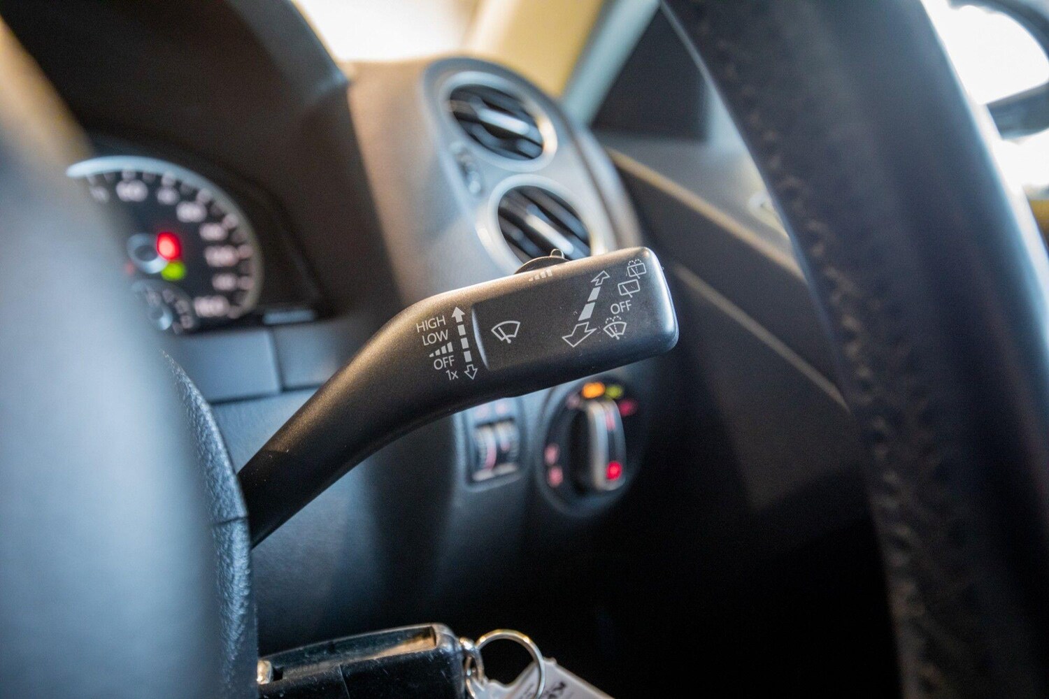 Used Volkswagen Tiguan 2015 for sale - 77722628: Photo 24