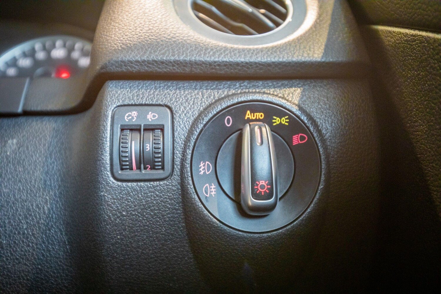 Used Volkswagen Tiguan 2015 for sale - 77722628: Photo 26