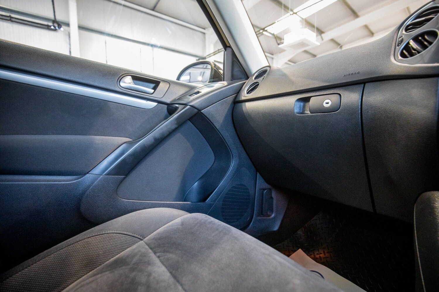 Used Volkswagen Tiguan 2015 for sale - 77722628: Photo 34