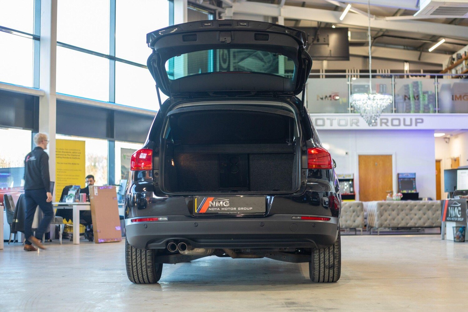 Used Volkswagen Tiguan 2015 for sale - 77722628: Photo 36