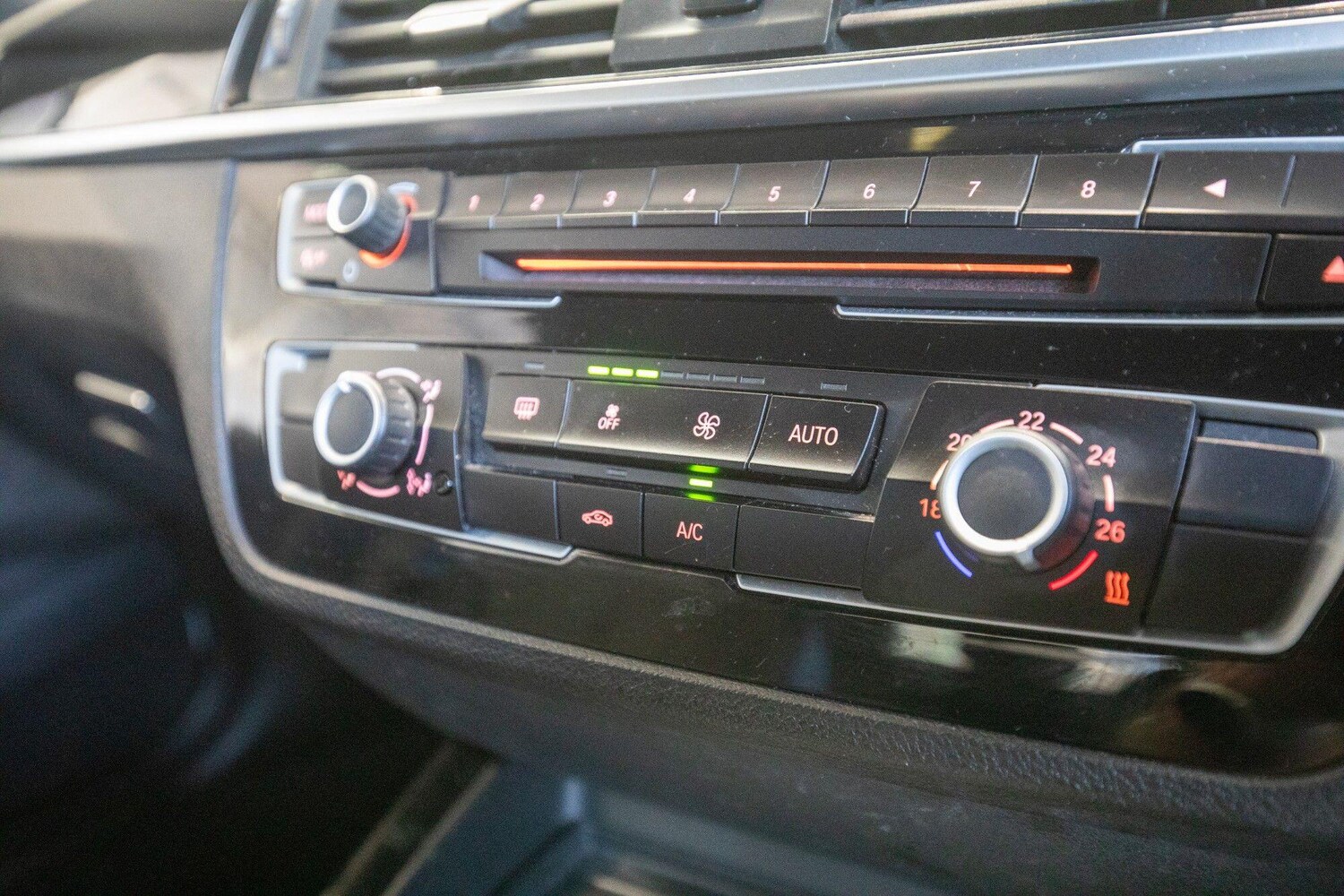 Used BMW 1 Series 2018 for sale - 77015987: Photo 25