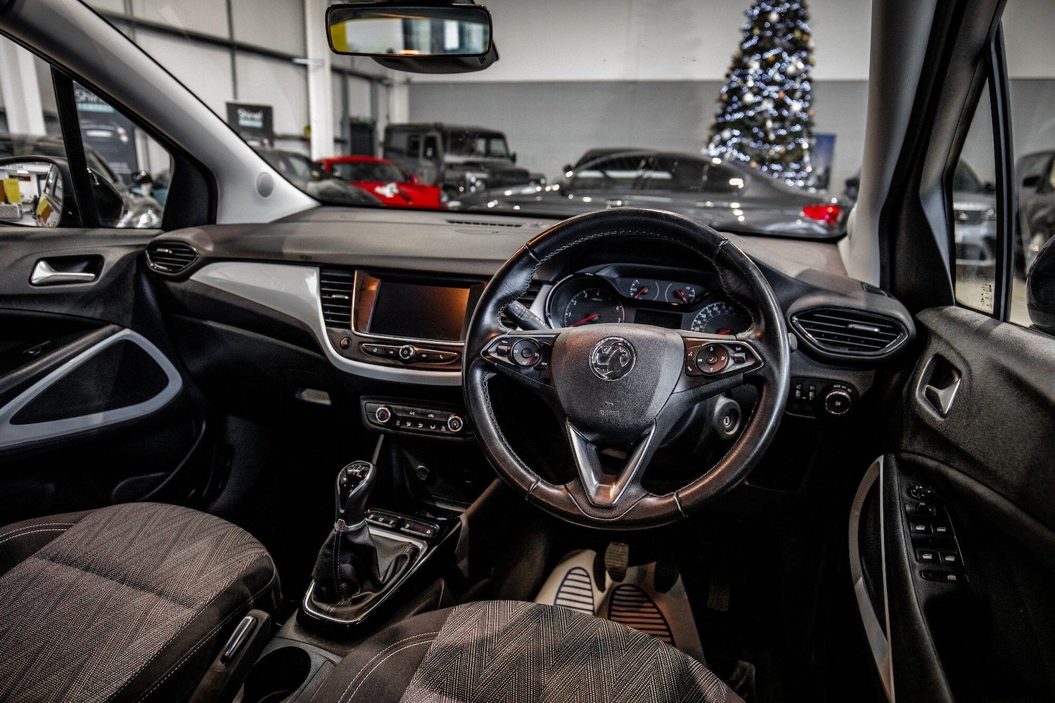 Used Vauxhall Crossland X 2020 for sale - 76936028: Photo 2