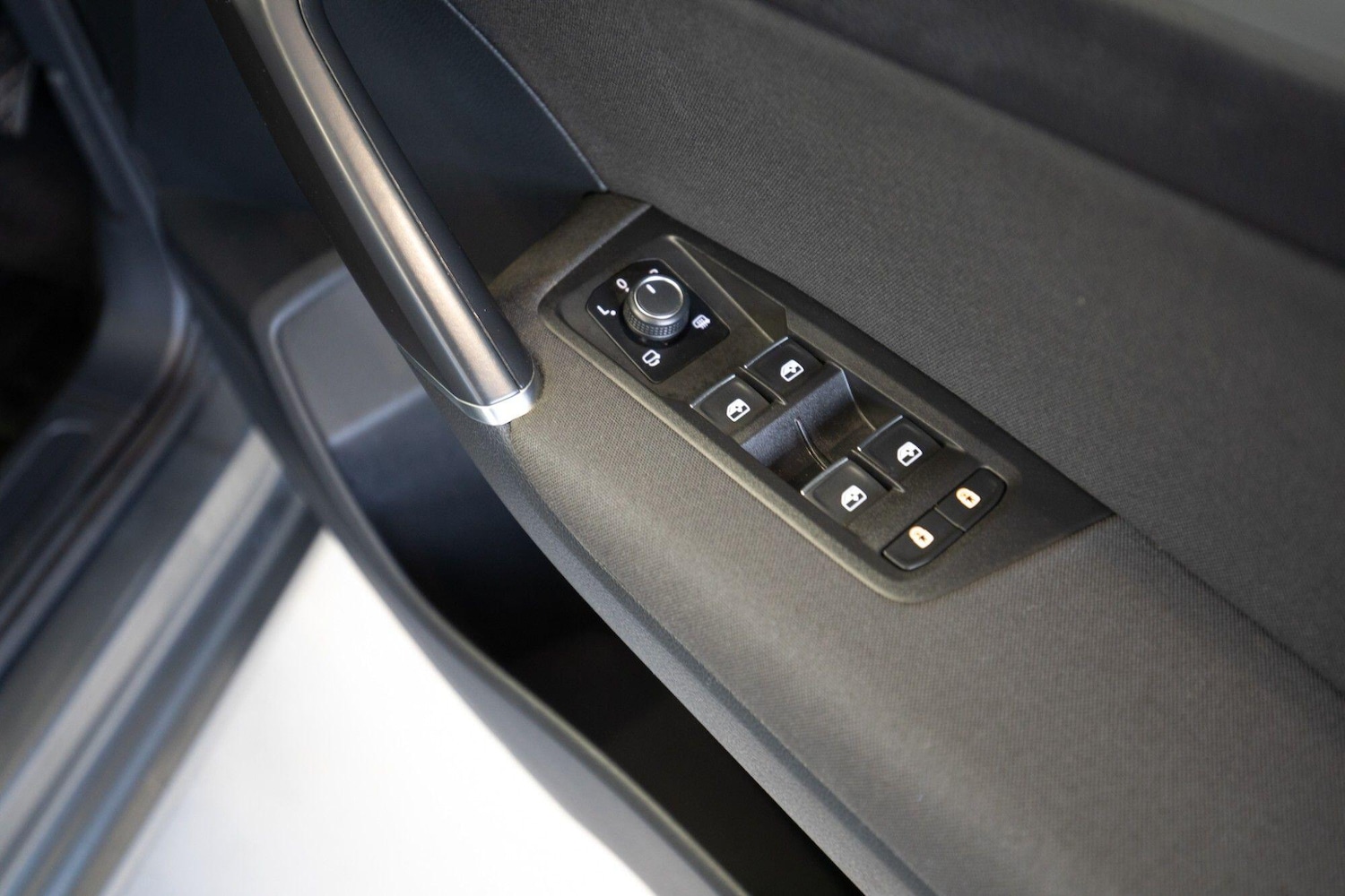 Used Volkswagen Touran for sale - 78135704: Photo 17