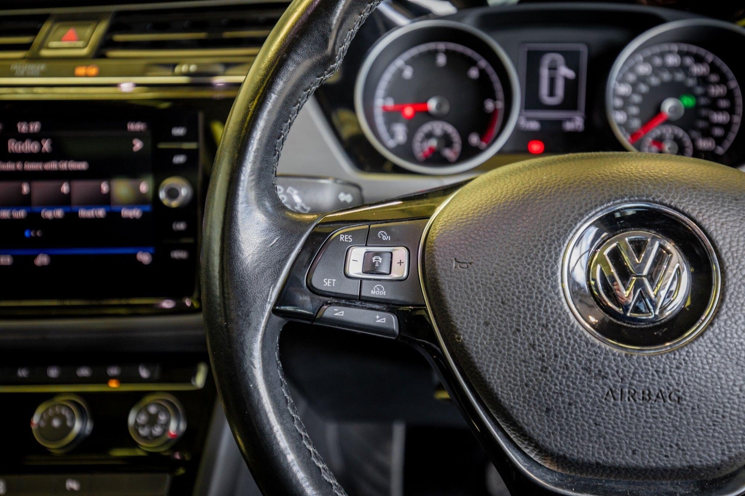 Used Volkswagen Touran for sale - 78135704: Photo 19