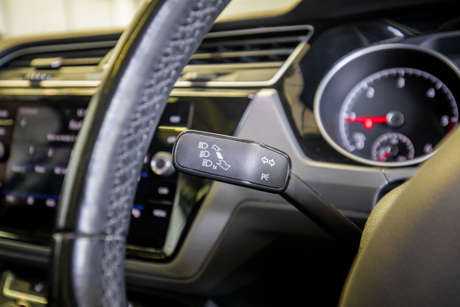 Used Volkswagen Touran for sale - 78135704: Photo 21