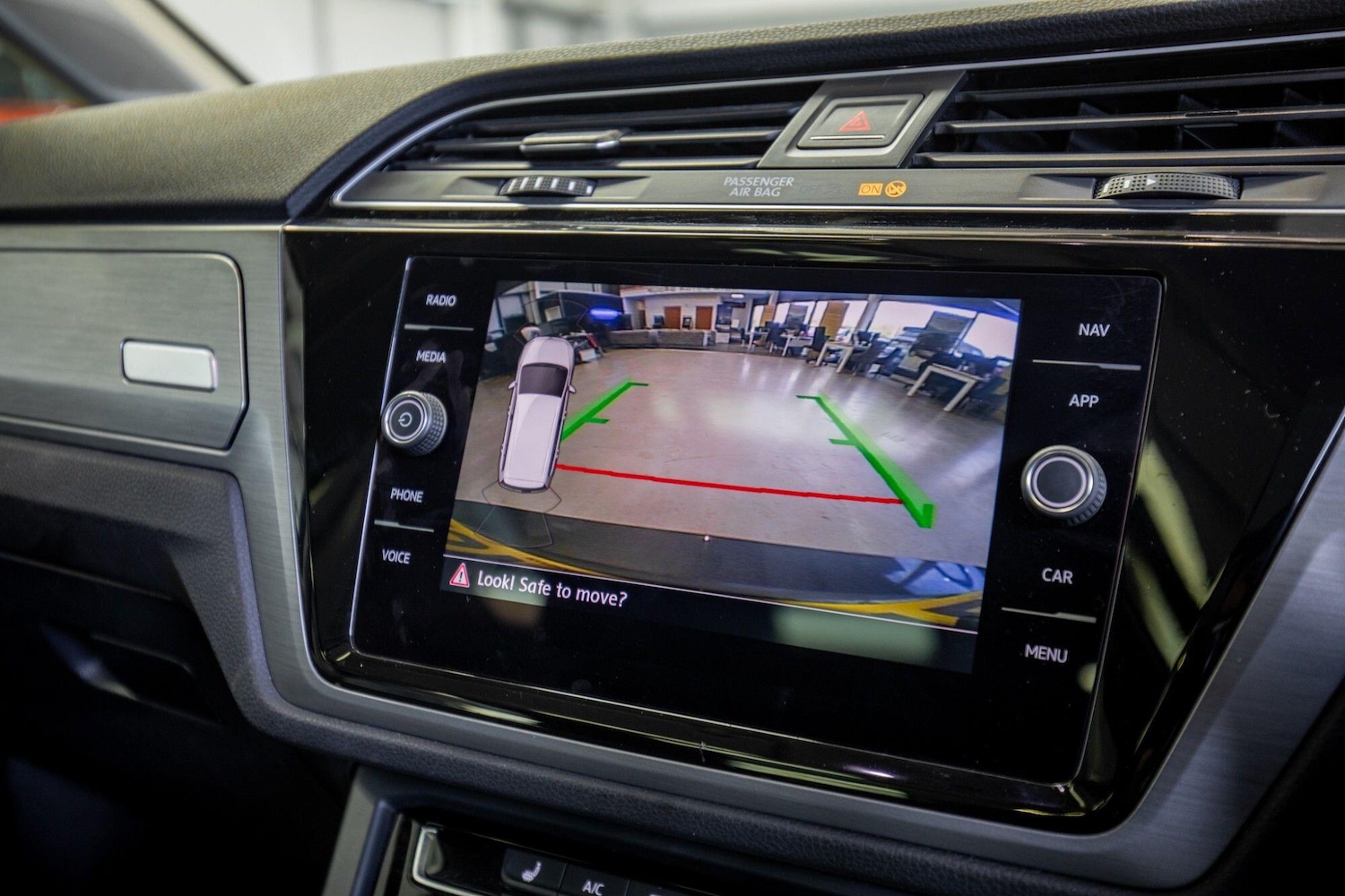 Used Volkswagen Touran for sale - 78135704: Photo 25