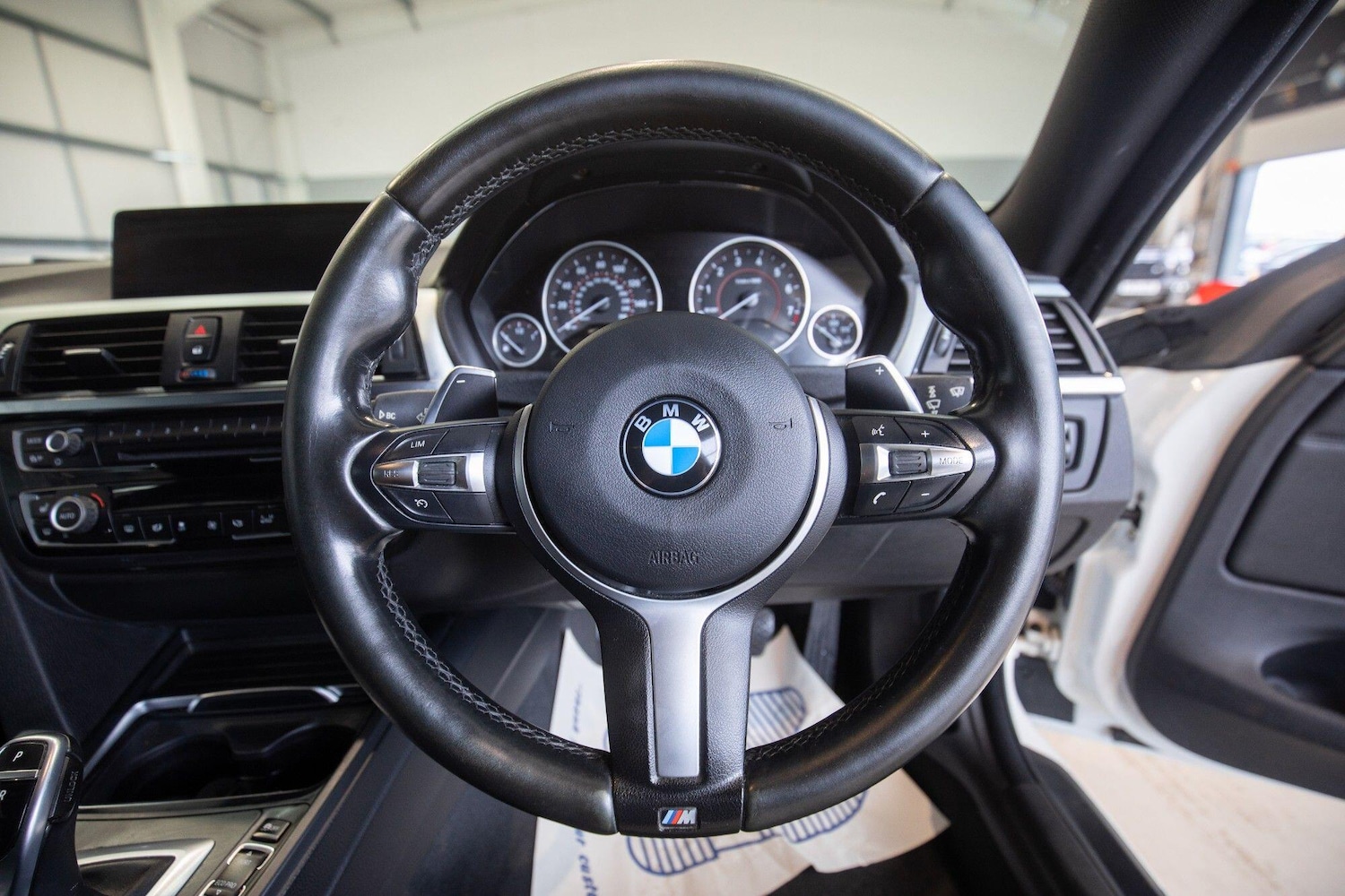 Used BMW 4 Series 2015 for sale - 76825002: Photo 3