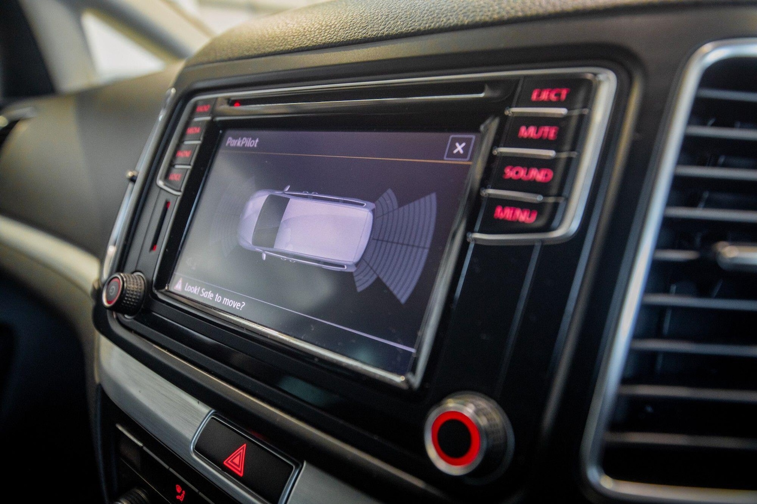 Used Volkswagen Sharan 2016 for sale - 77612495: Photo 26