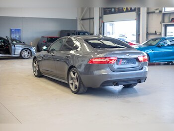 Used Jaguar XE 2016 for sale - 76824505: Photo