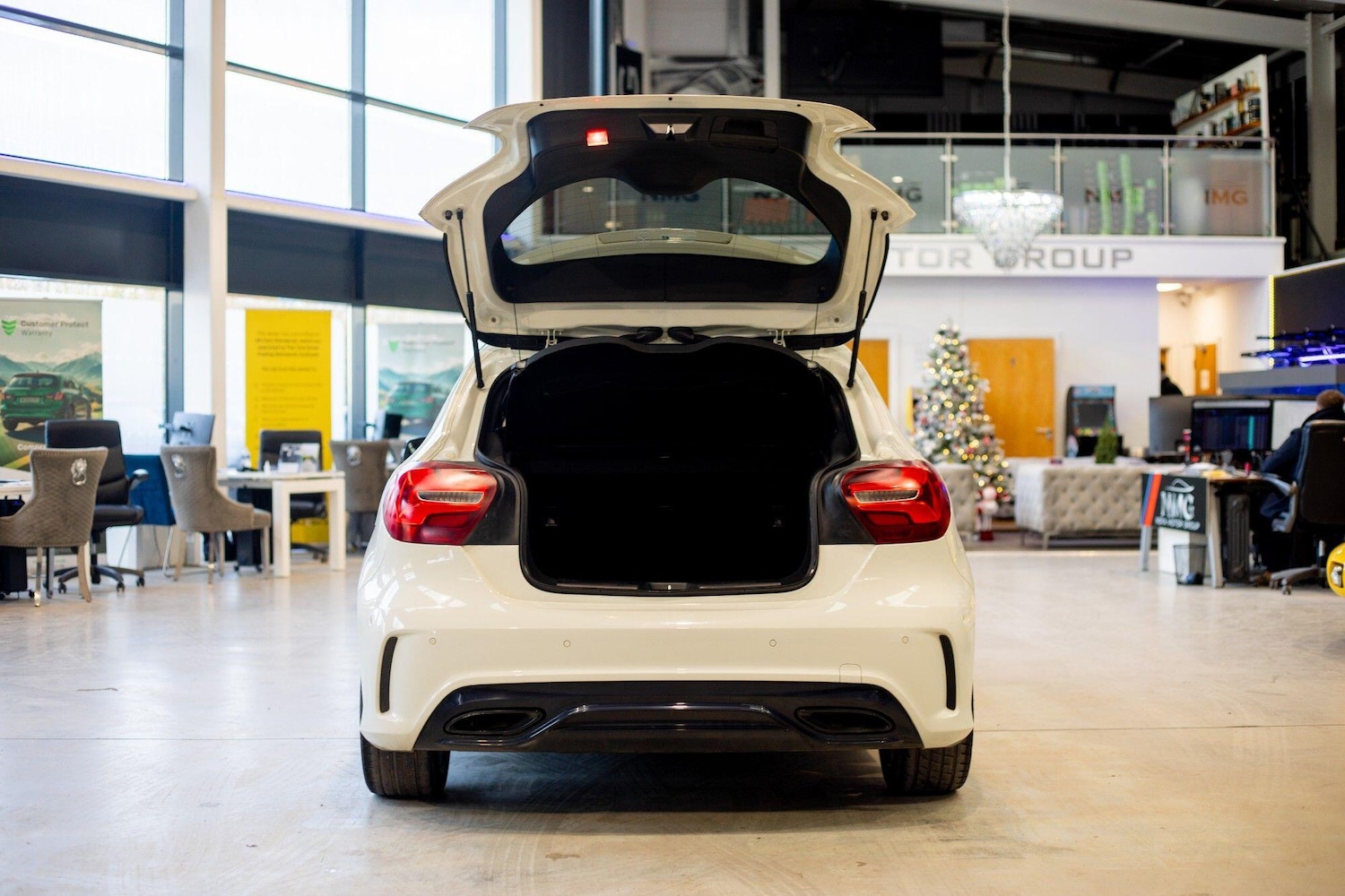 Used Mercedes-Benz A-Class 2017 for sale - 76824457: Photo 37