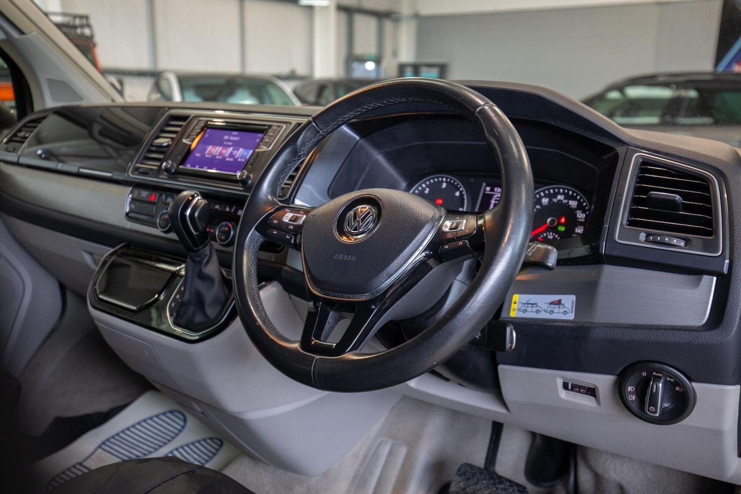 Used Volkswagen California for sale - 78136071: Photo 2