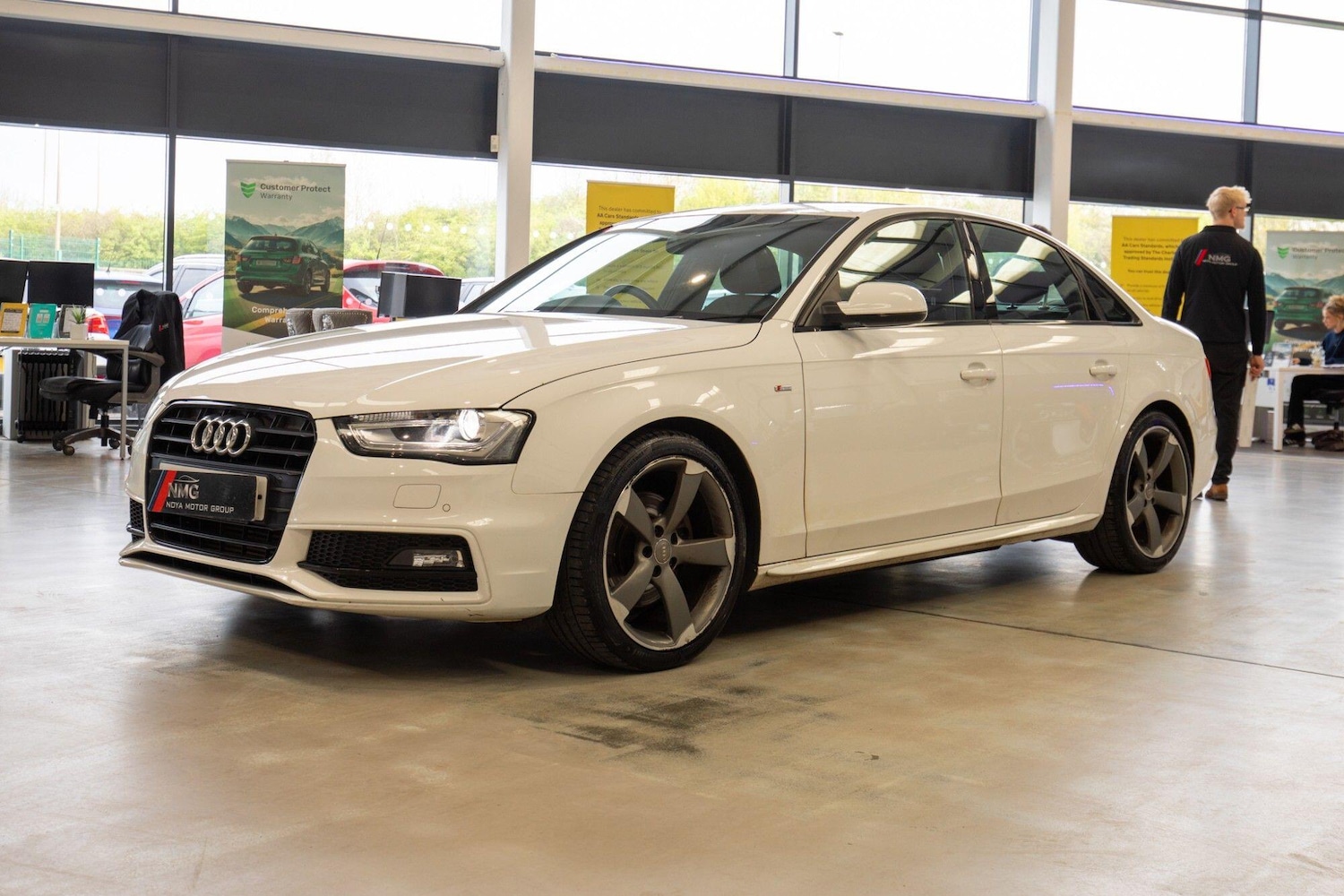 Used Audi A4 2014 for sale - 78204428: Photo 9