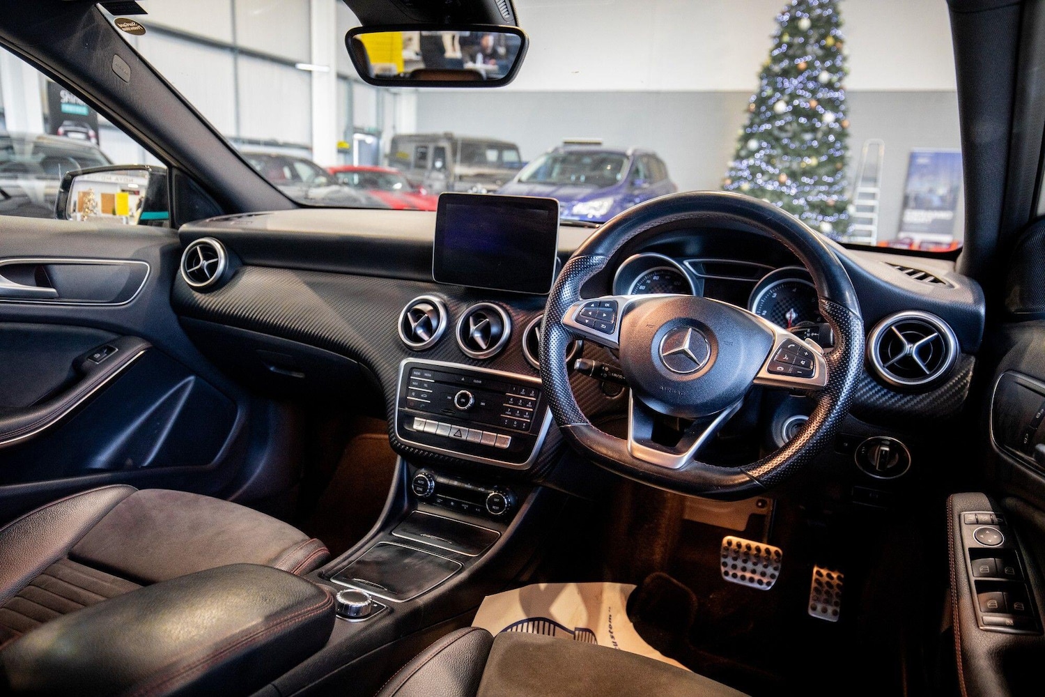 Used Mercedes-Benz A-Class for sale - 77497113: Photo 2