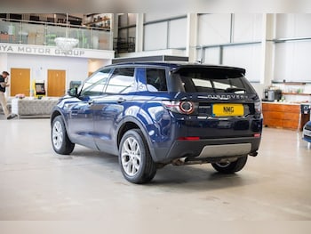 Used Land Rover Discovery Sport 2015 for sale - 78382196: Photo