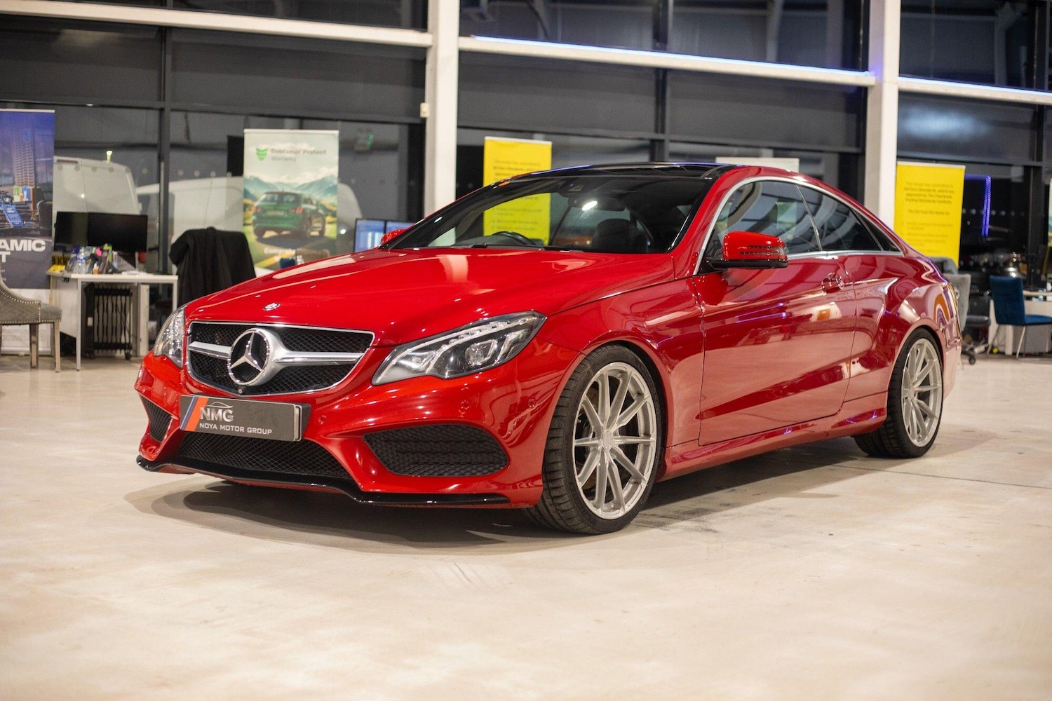 Used Mercedes-Benz E Class 2014 for sale - 77633297: Photo 10