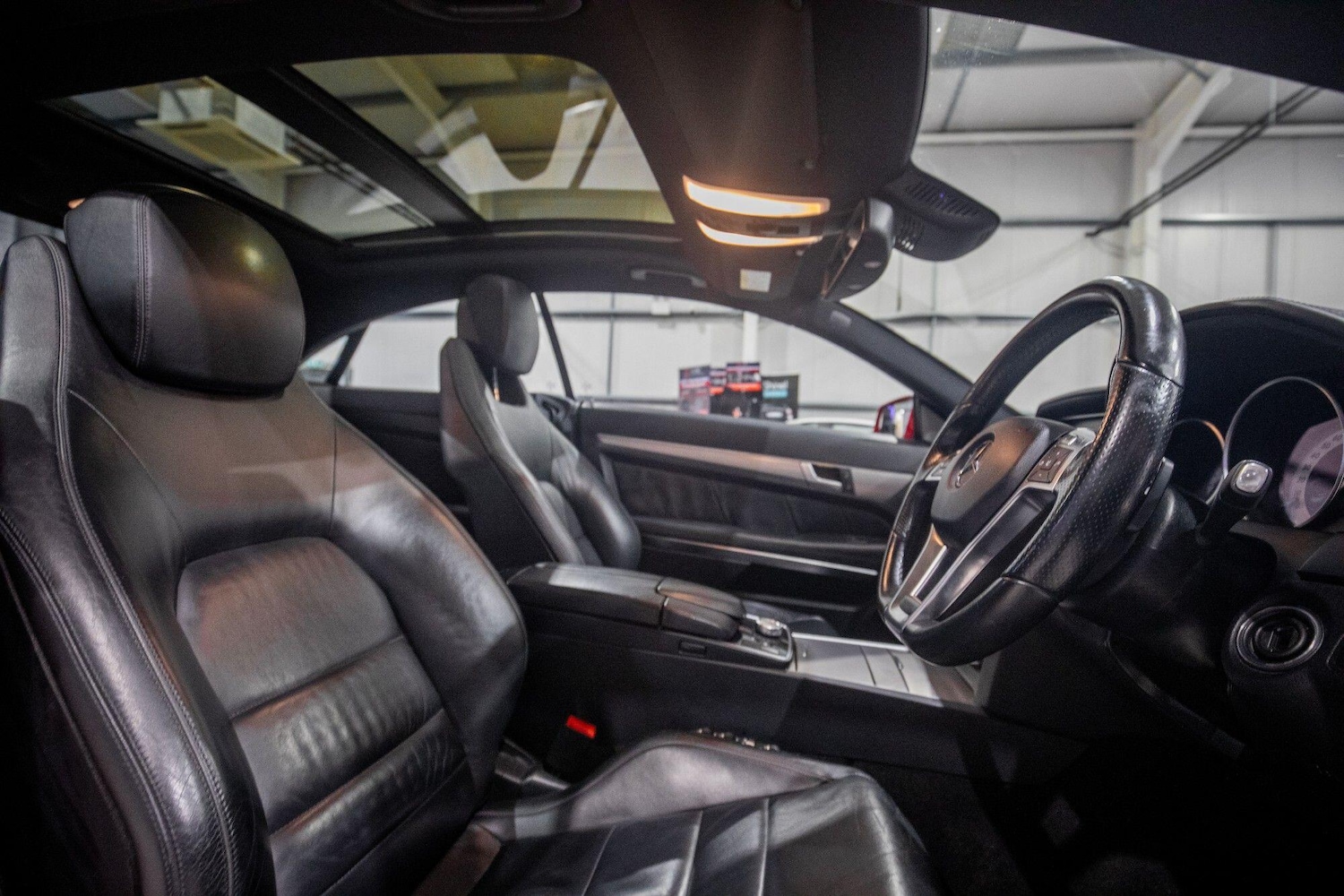 Used Mercedes-Benz E Class 2014 for sale - 77633297: Photo 13