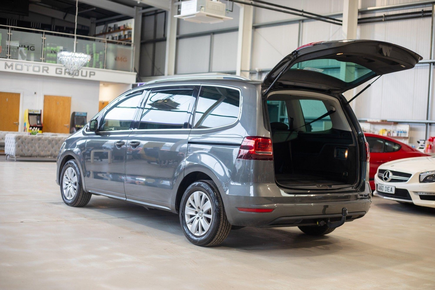 Used Volkswagen Sharan 2016 for sale - 77909071: Photo 37