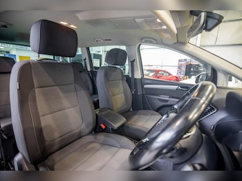 Used Volkswagen Sharan 2016 for sale - 77909071: Photo