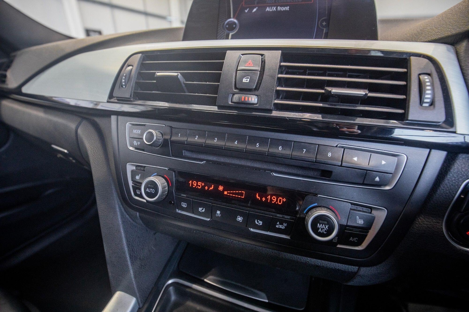 Used BMW 3 Series 2014 for sale - 76823839: Photo 23