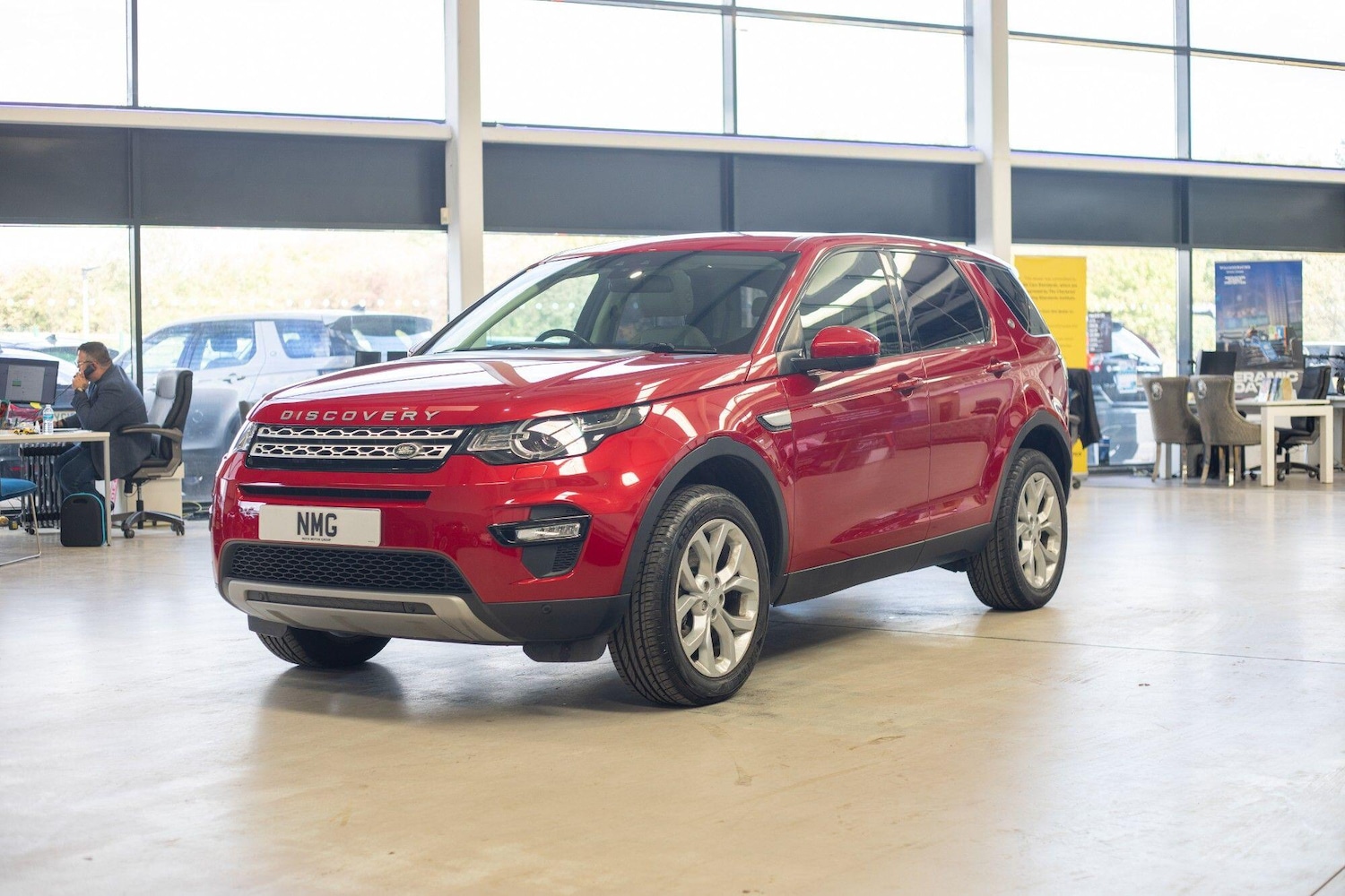 Used Land Rover Discovery Sport 2016 for sale - 77214857: Photo 10