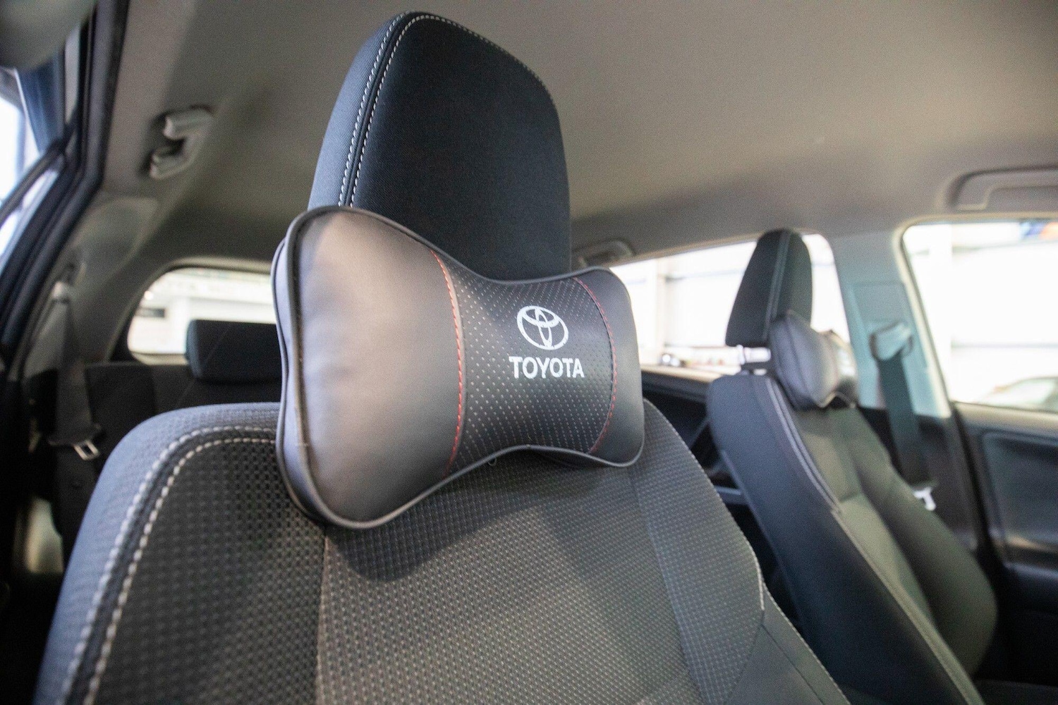 Used Toyota RAV4 for sale - 76824473: Photo 14